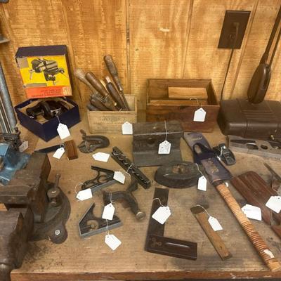 Sale Photo Thumbnail #101: Vintage Carpenter Square