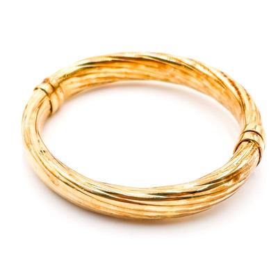 Gold-Plated 925 Sterling Silver Clasp Bracelet