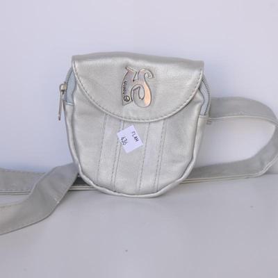 Hipzbag by Hipshift Cellphone Accessory Bag