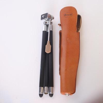 Accura Mini Tripod w/ Original Leather Case