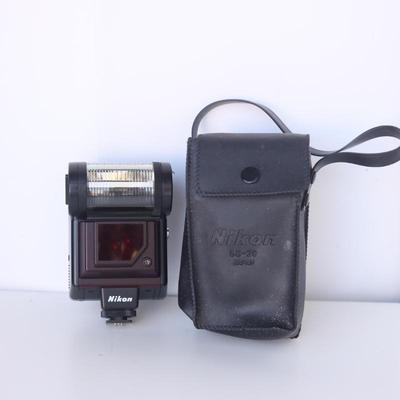 Nikon Speedlight SB-20 Shoe Mount Flash