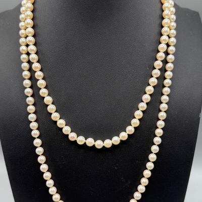 Vintage Set Of Pearls With 14k Gold Clasps 