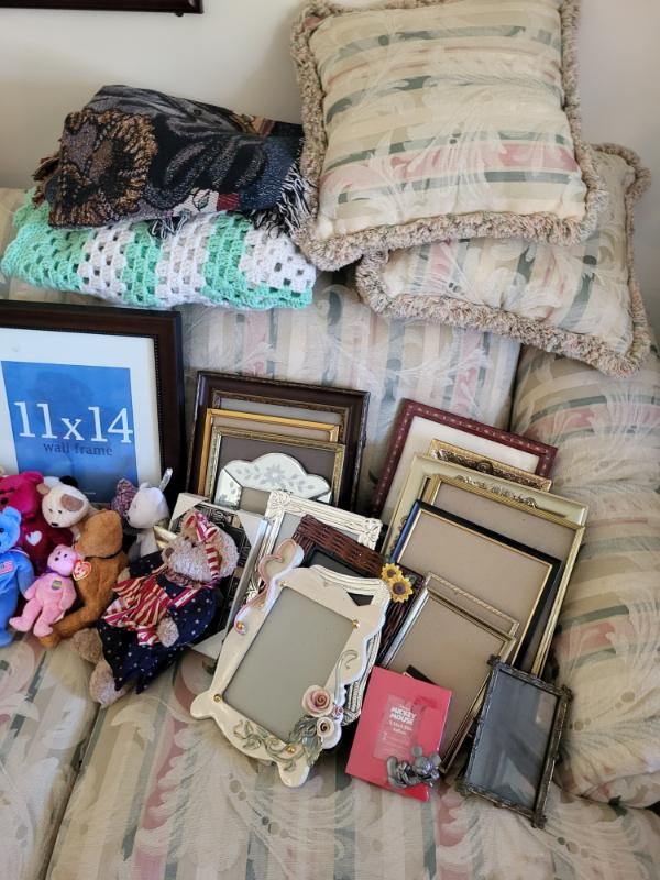 Sale Photo Thumbnail #25
