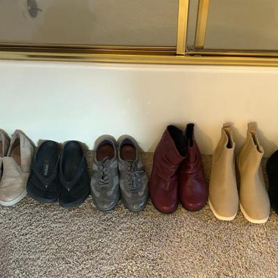 Sale Photo Thumbnail #162