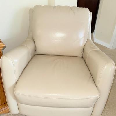 Sale Photo Thumbnail #125