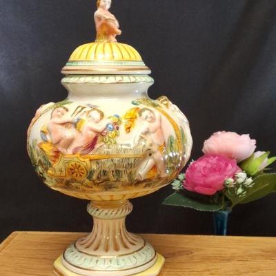 Vintage Ardalt Italy #4153 Hand-Painted Ceramic Lidded Urn – Cherub & Nature Motif – 11”