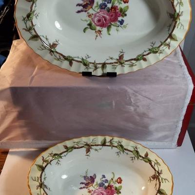Set of Four Royal Worcester “Florence” Bone China Oval Serving Bowls – Circa 1768 Design