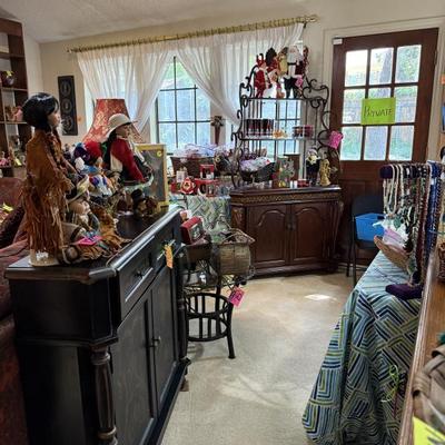 Sale Photo Thumbnail #461