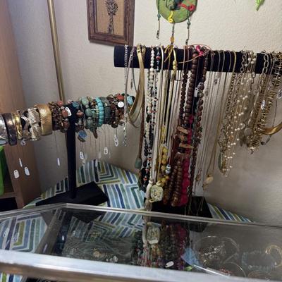 Sale Photo Thumbnail #359