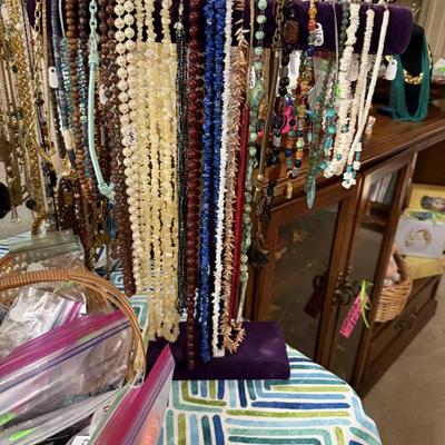 Sale Photo Thumbnail #351