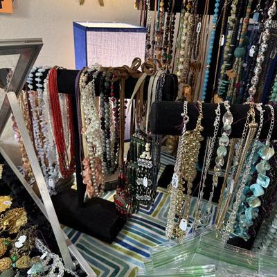 Sale Photo Thumbnail #354