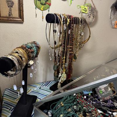 Sale Photo Thumbnail #470