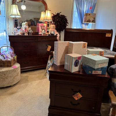 Sale Photo Thumbnail #531