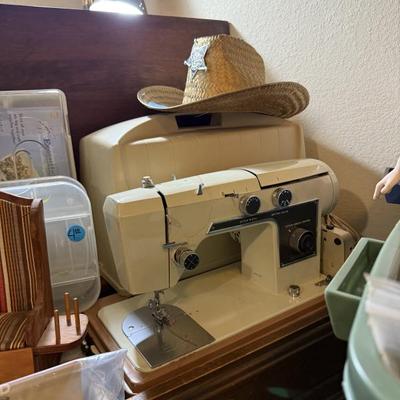 Sale Photo Thumbnail #86