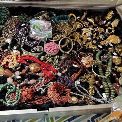 Sale Photo Thumbnail #363