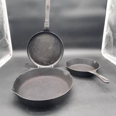 (3) Cast Iron Pans