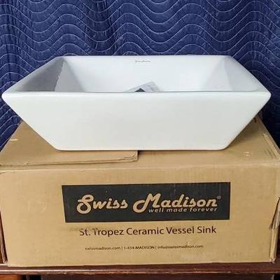 Swiss Madison St. Tropez Ceramic Vessel Sink 