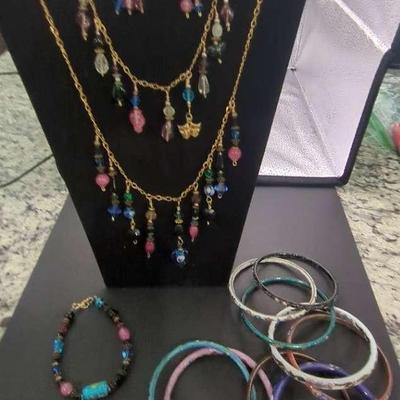 Multi Colored Stone Necklaces Set And Bangles