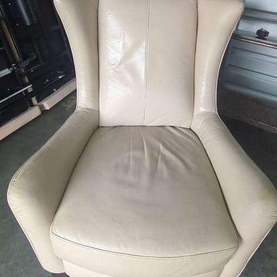 Leather LaZboy Arm Chair