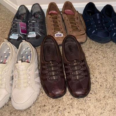 Skechers Relaxed Fit Memory Foam Bundle 