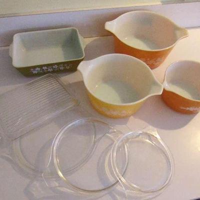 Pyrex Cookware With Lids