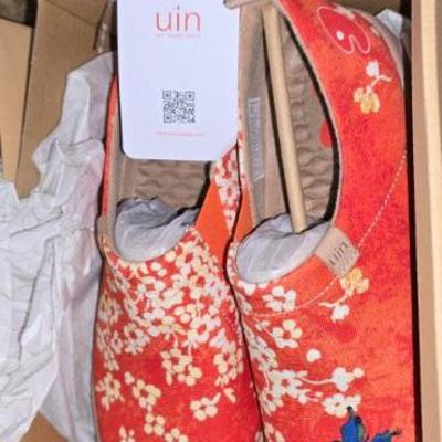 Uin Shoes