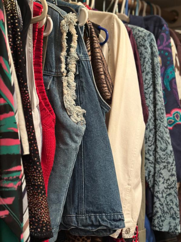 Sale Photo Thumbnail #25