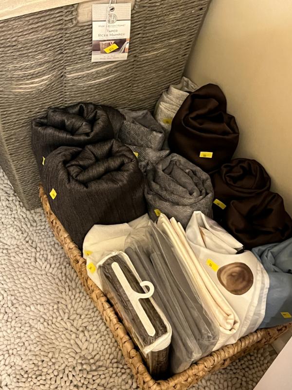 Sale Photo Thumbnail #450