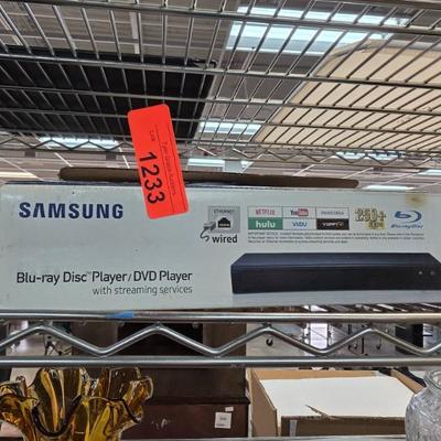 Sale Photo Thumbnail #294