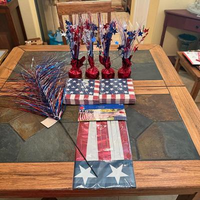 Patriotic Party & Table Décor Lot