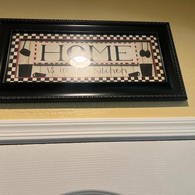 Wall Art & Coffee-Themed Rugs