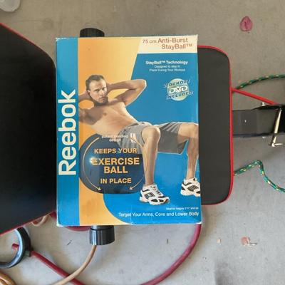 TUSY Adjustable Sit-Up / Workout Bench with Reebok Resistance Tubes