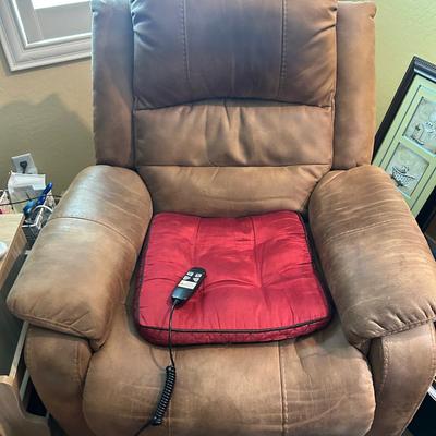Plush Power Recliner with Remote-Controlled Massage Cushion & Lift Function