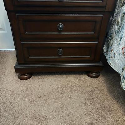 Elegant Dark Wood Bedroom Furniture Set – 3 Piece 