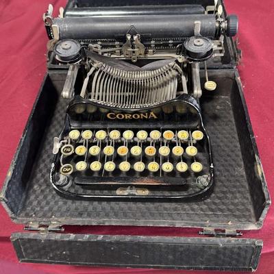 Antique Corona Portable Typewriter