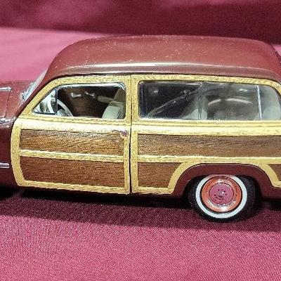 2 Franklin Mint Diecast Car Models