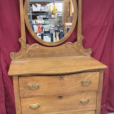 Antique Oak Dresser With Mirror