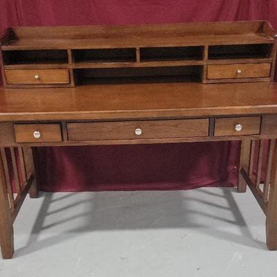 Wood Writing Desk With Hutch