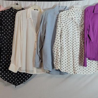 Women's Size XL Button Down Shirts 