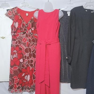 Women's Size 16 And 18 Formal Wear And Dresses