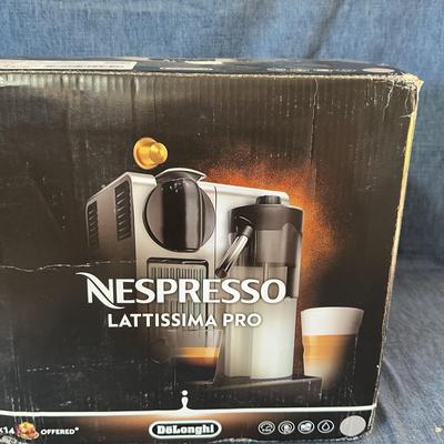 Nespresso Lattissima Pro