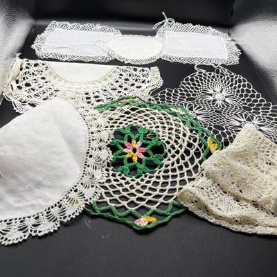 Lot (8) Vintage Crocheted Edge & Fully Crocheted Doilies
Lot #: 115