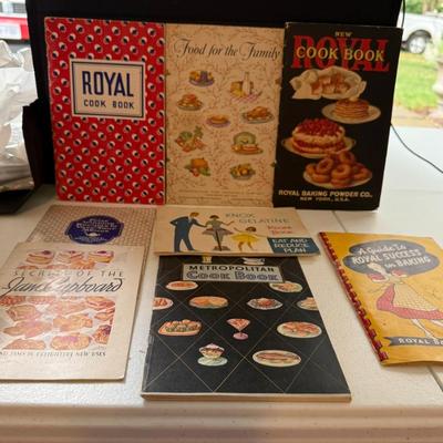 Lot (8) Vintage Promotional Cookbooks
Lot #: 152