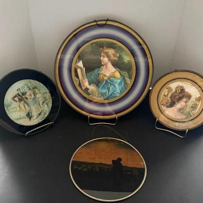 Lot (4) Vintage Flue Covers
Lot #: 63