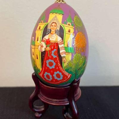 Traditional Russian Hand-Painted Wooden Egg Ornament 