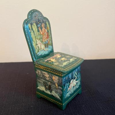 Traditional Russian Hand Painted Folk, Art Signed Lacquer Chair Box 