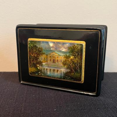 Traditional Russian Mother Of Pearl & Hand Painted Folk Art Signed Lacquer Box 