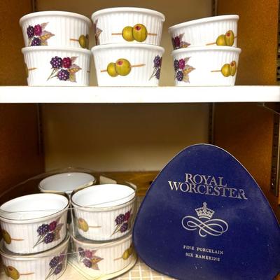 Worcester Evesham Gold Ramekins Set Of 8