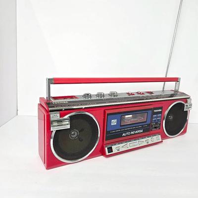 Vintage Toshiba RT-8056 Cassette Recorder