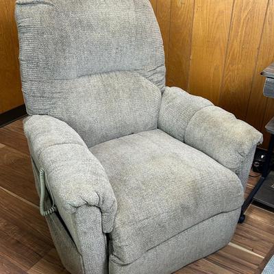 Lift Recliner - 22X20X31”